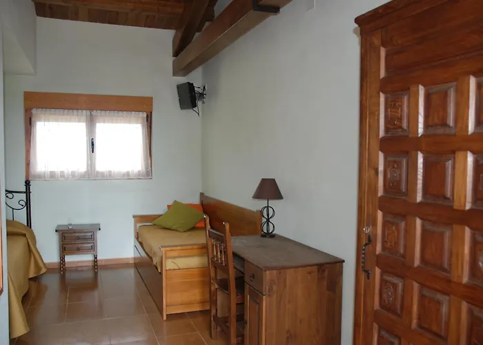 Teso De La Encina Отель